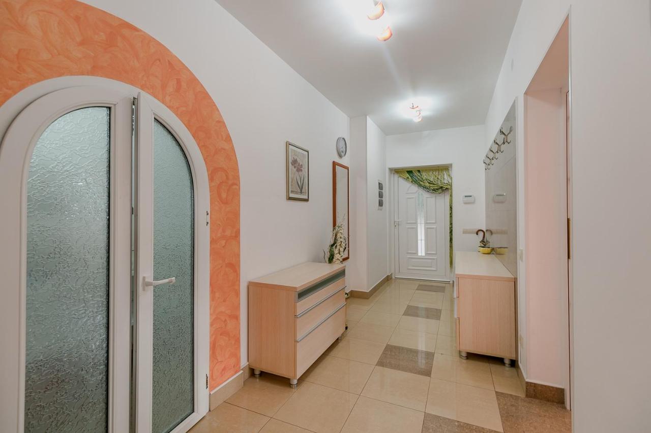 Palm Point Apartment Petrovac ภายนอก รูปภาพ