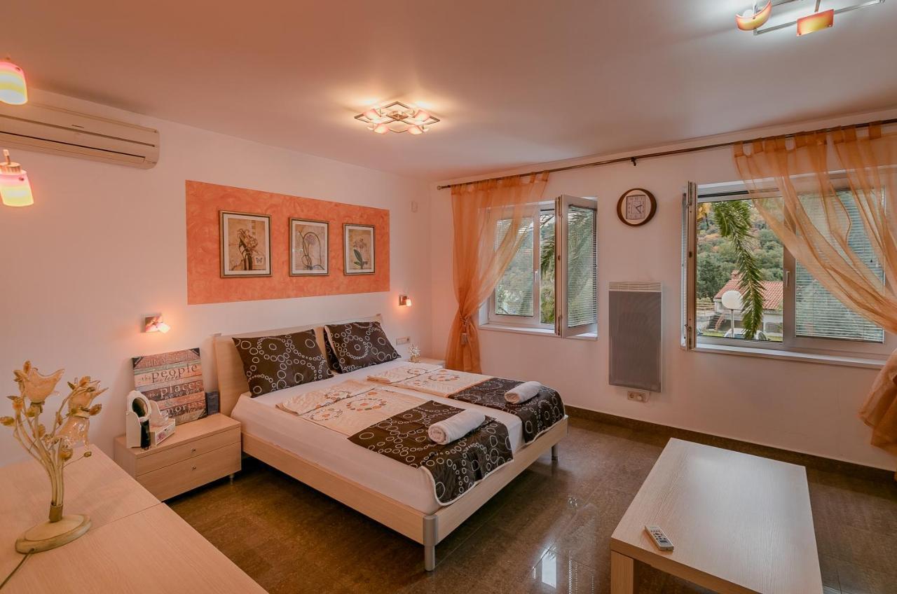 Palm Point Apartment Petrovac ภายนอก รูปภาพ