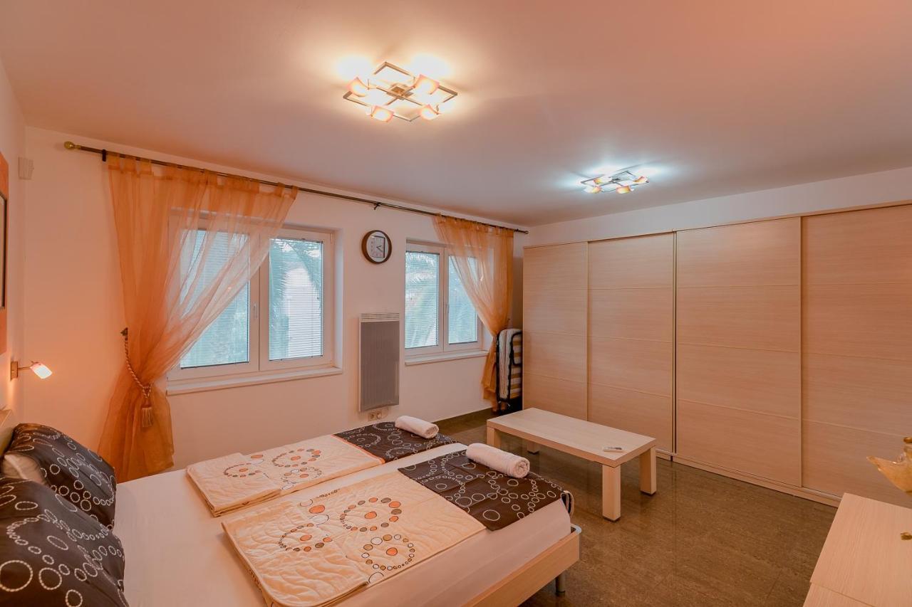 Palm Point Apartment Petrovac ภายนอก รูปภาพ