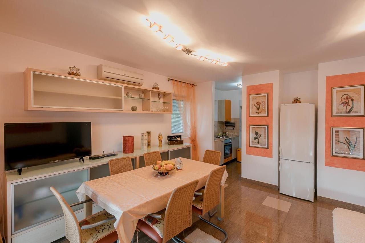 Palm Point Apartment Petrovac ภายนอก รูปภาพ